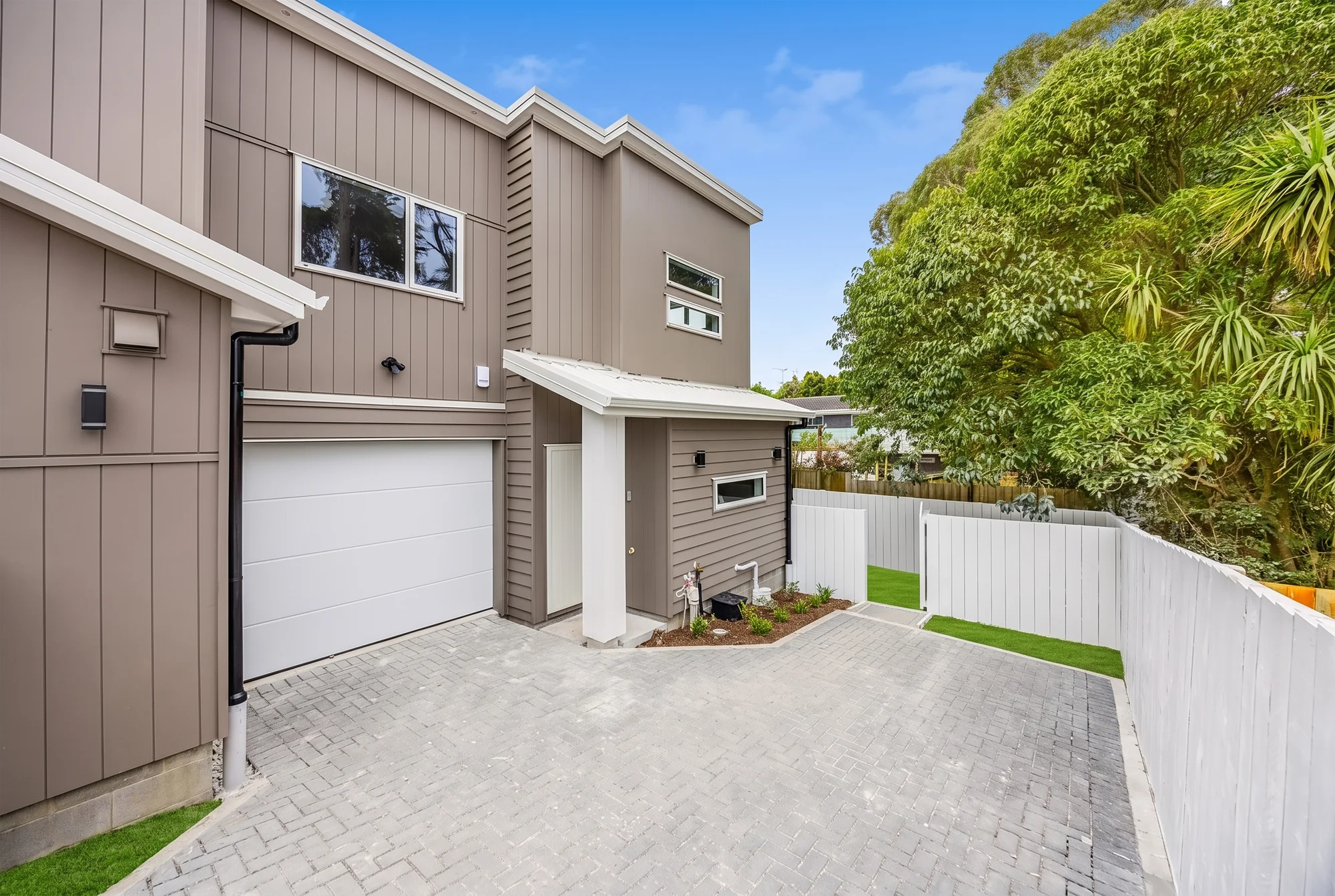 Manurewa 4Moenga Effortless Modern Living: Brand-New & Built to Last
