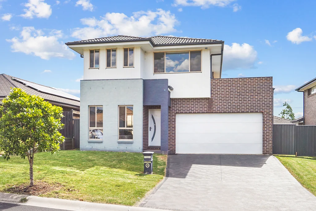 15 Reilly Road, Elderslie, NSW 2570