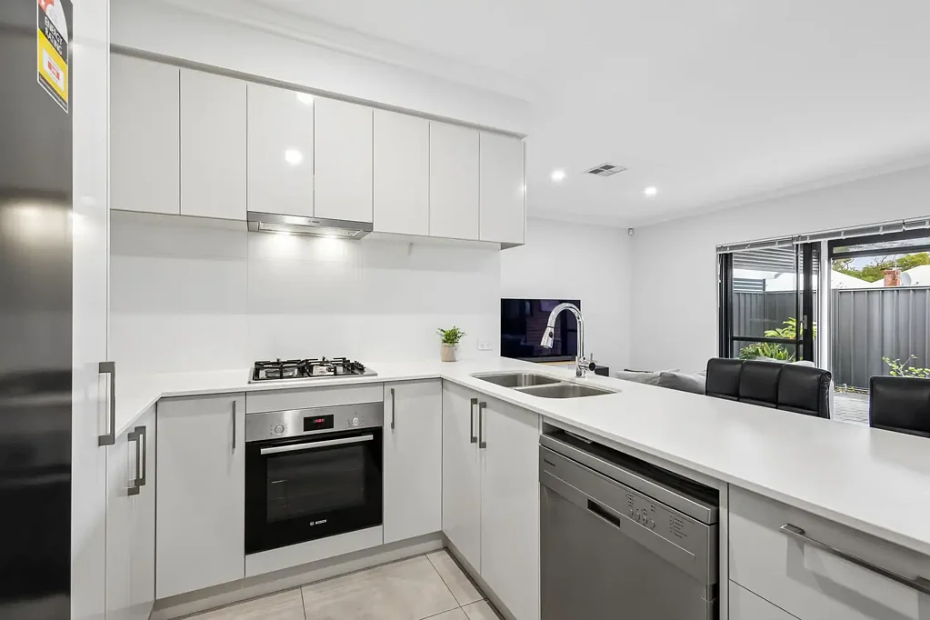 East Victoria Park 3房  CONTEMPORARY LIVING, PERFECTED