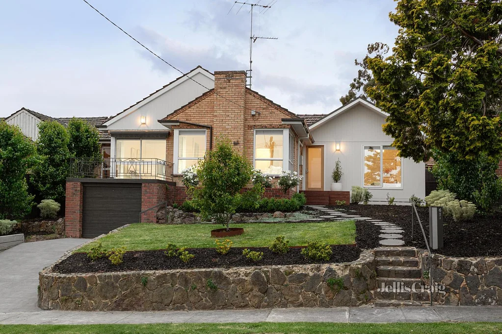 6 Golf Avenue, Rosanna, VIC 3084