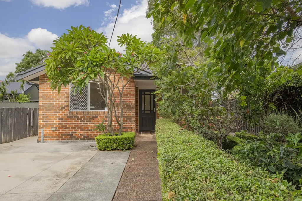 The Junction 4房  Stylish Coastal Living in the Heart of The Junction