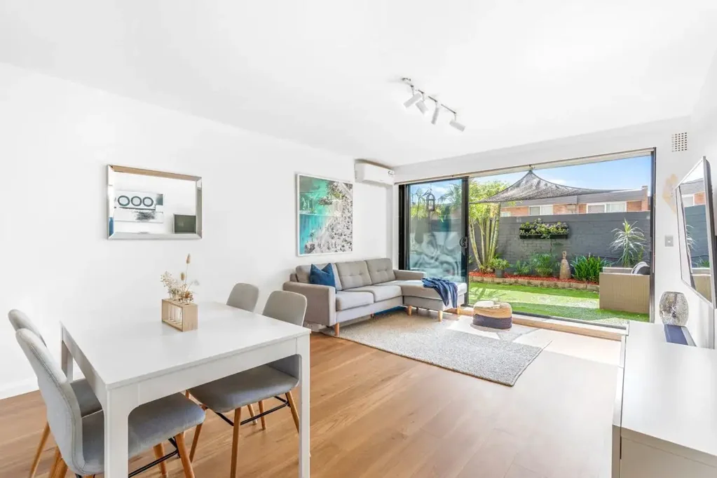 Pet-friendly Private & Peaceful Courtyard Apartment