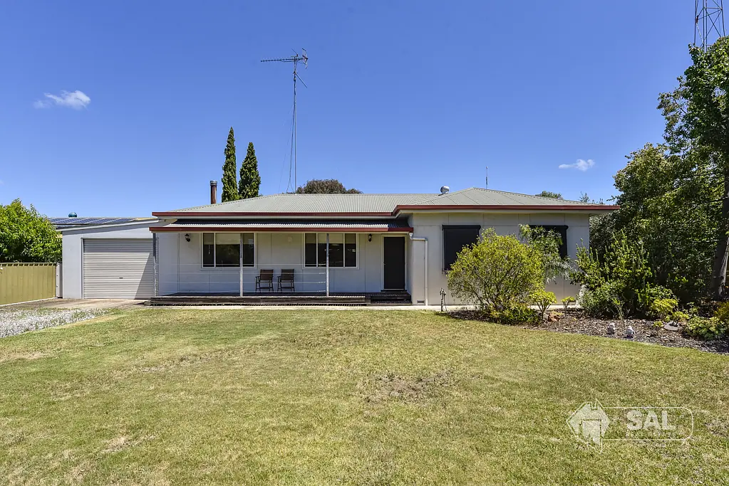 4 Bertha Street, Bordertown, SA 5268