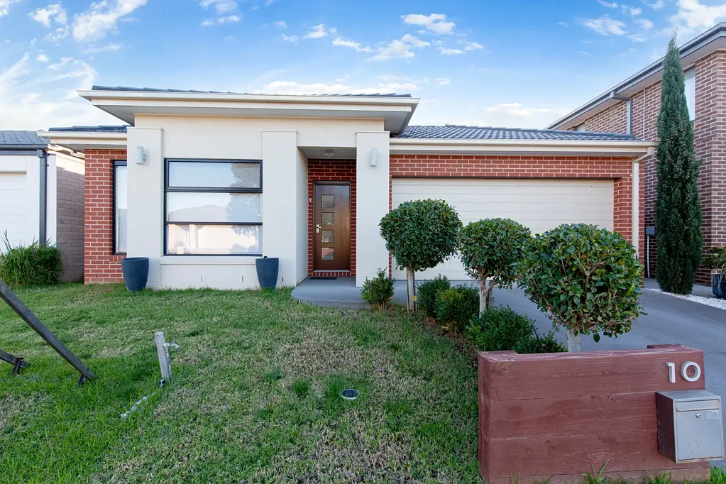 Beautifully positioned four bedroom home
