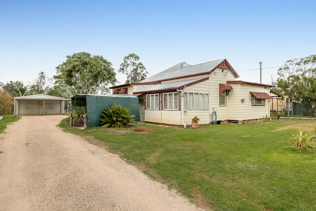 Oakey 3部屋 Rare Find in the Heart of Oakey - Must Sell at Auction