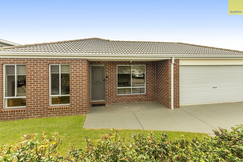 6 Gabriel Grove, Darley, VIC 3340