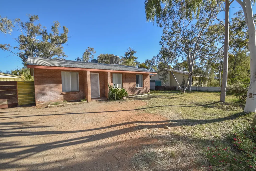 Bright and Airy Three Bedroom House