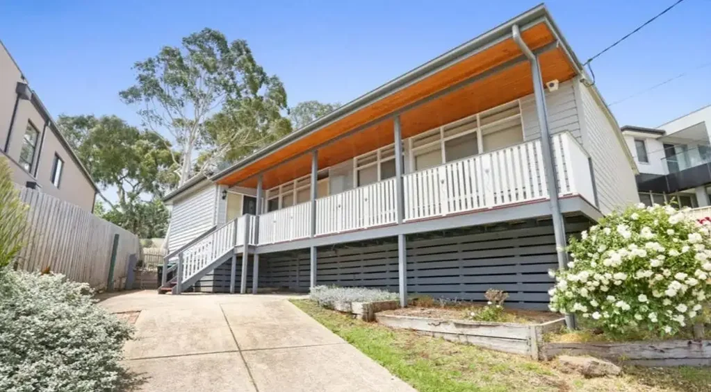 6 Grosvenor Street, Niddrie