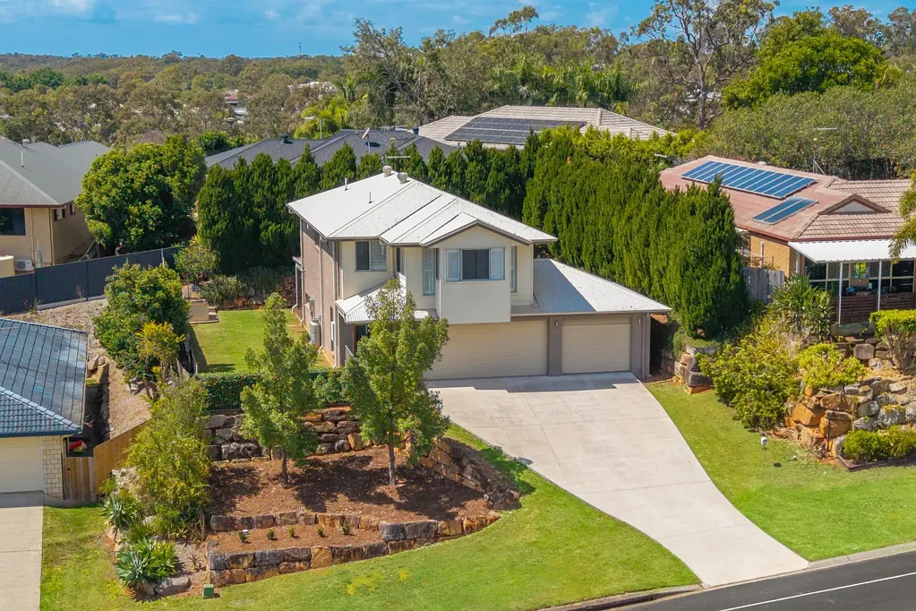 Narangba 4બેડરૂમ Immaculate family home on a 650m2 block
