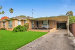 4 DAMPIER PL, Leumeah