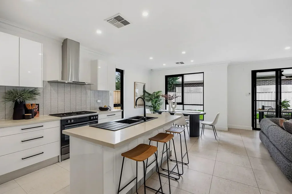 Netley 3Kwarto Mediterranean Inspired with a Clever Light and Airy Interior Design, Torrens Title, Solar System and Only 6kms to the Adelaide CBD.