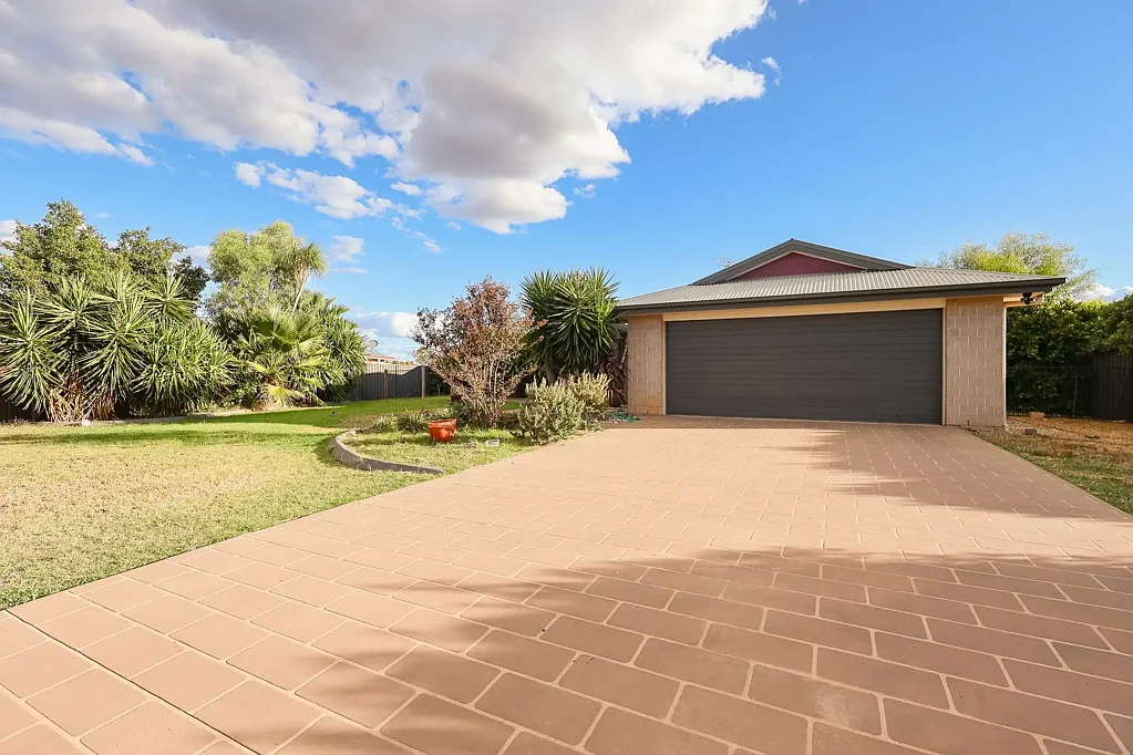 Roma 4બેડરૂમ Great Family Home in Quiet Area
