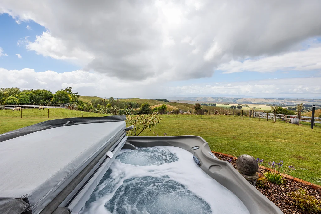 Hunterville 3 Bedroom Striking In Its Simplicity