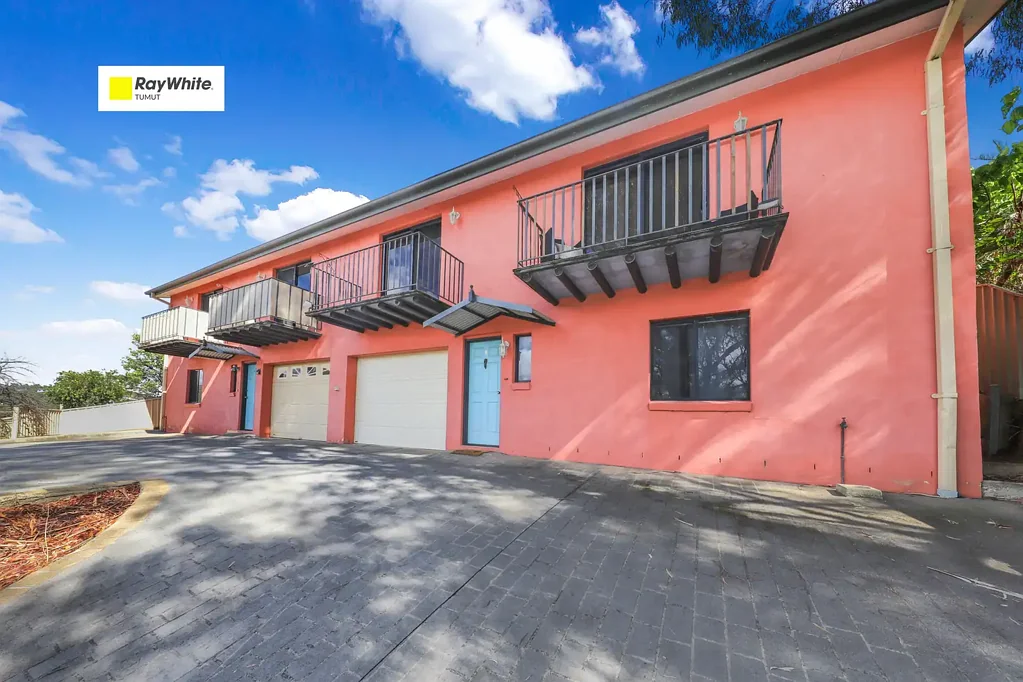 53A & 53B Howick Street, Tumut, NSW 2720