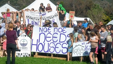 政府宁愿把地空着也不开发新住房？ Lower Hutt 地区爆发抗议活动