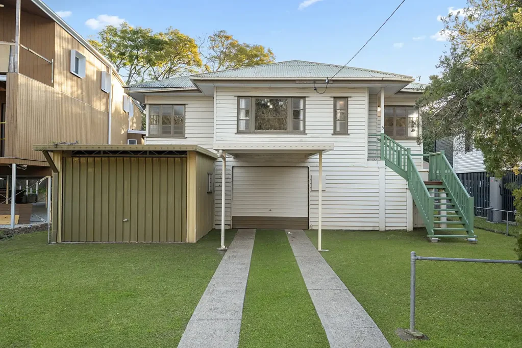 Fairfield 3ਬੈੱਡਰੂਮ Renovate, Reimagine or Land Bank