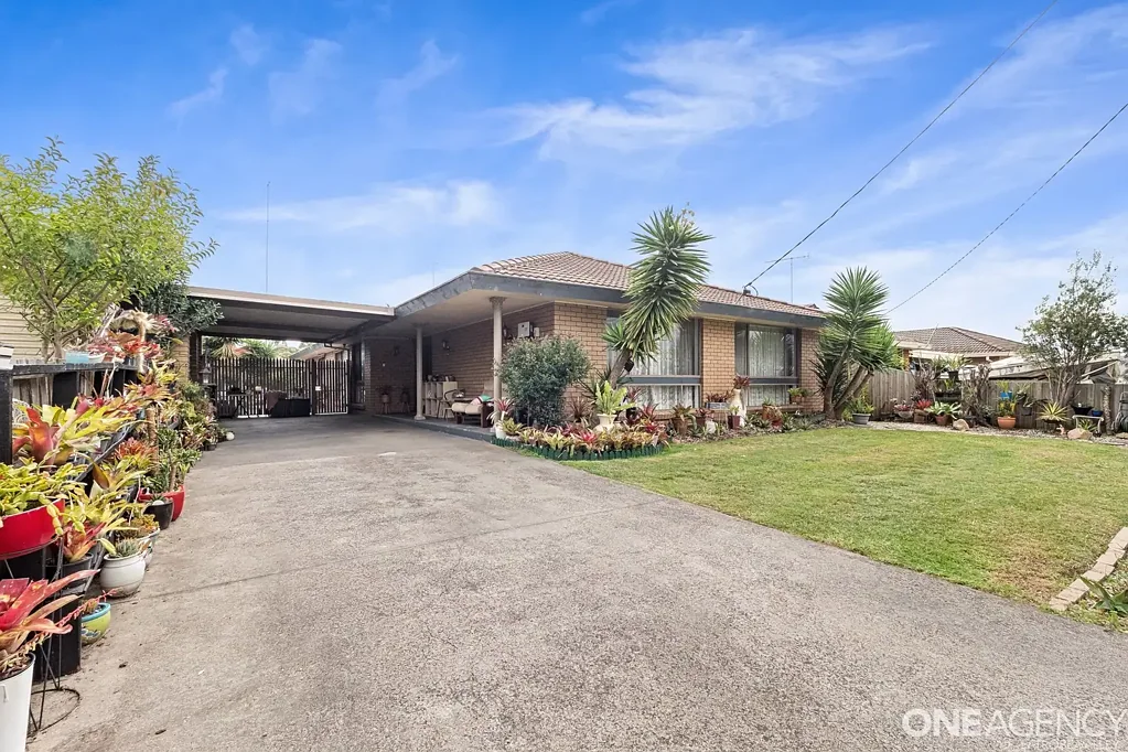 42 Wattletree Crescent, Morwell, VIC 3840