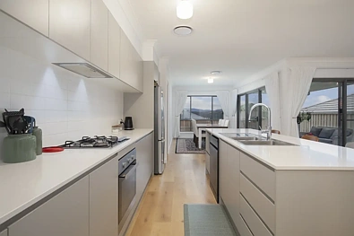 14 Heberlein Street, Boolaroo, NSW 2284, 4房, 2浴, House
