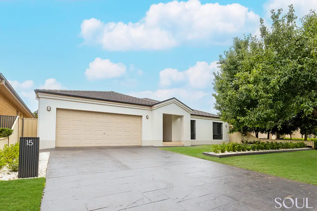 15 Nelson Drive, Griffith, NSW 2680