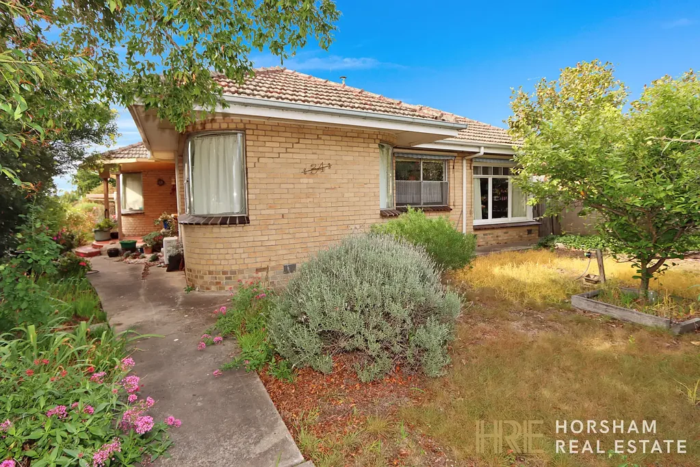 Horsham 3chambre Excellent Sunnyside Position w/ Genuine Value-Add Potential
