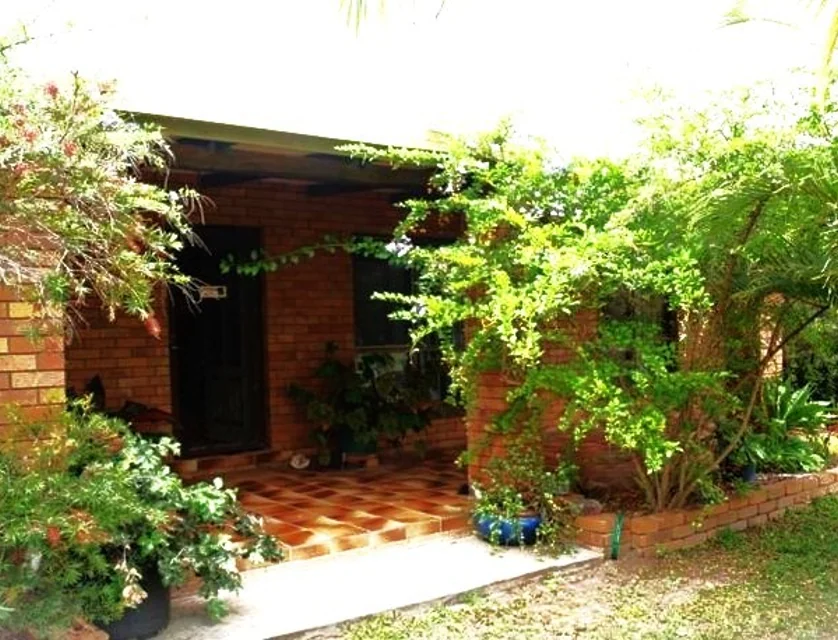 10 Crane Street, Emu Park, QLD 4710, 3 कमरे, 1 बाथरूम, House