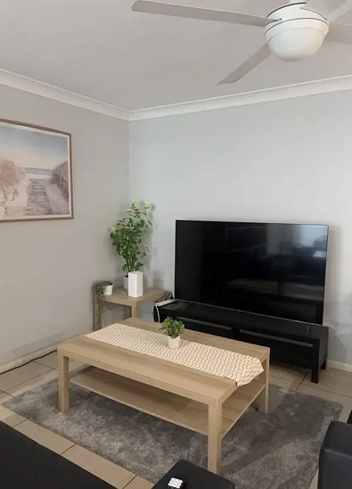 RM 8/8 Gow Court, Crestmead, QLD 4132, 1房, 1浴, House