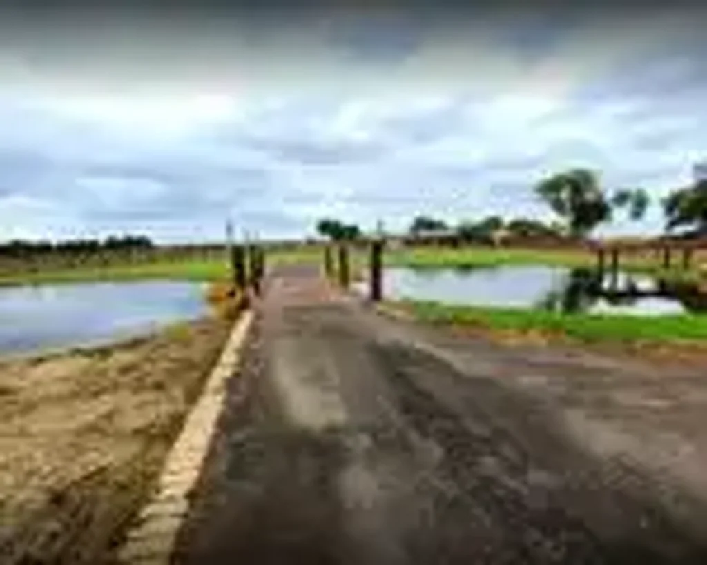 Spacious Family Home for Rent – Approximate 3.5 Acres of Lifestyle Living
