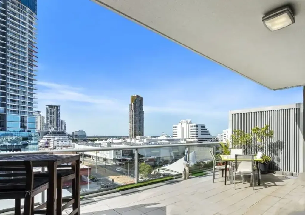 Southport 1 Bedroom NORTH FACING ONE BEDROOM WITH MASSIVE BALCONY IN VICTORIA TOWERS OVER 50'S