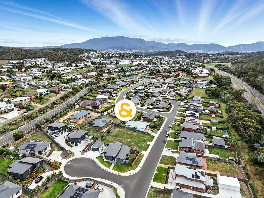 Mornington Prime location to build your dream home!