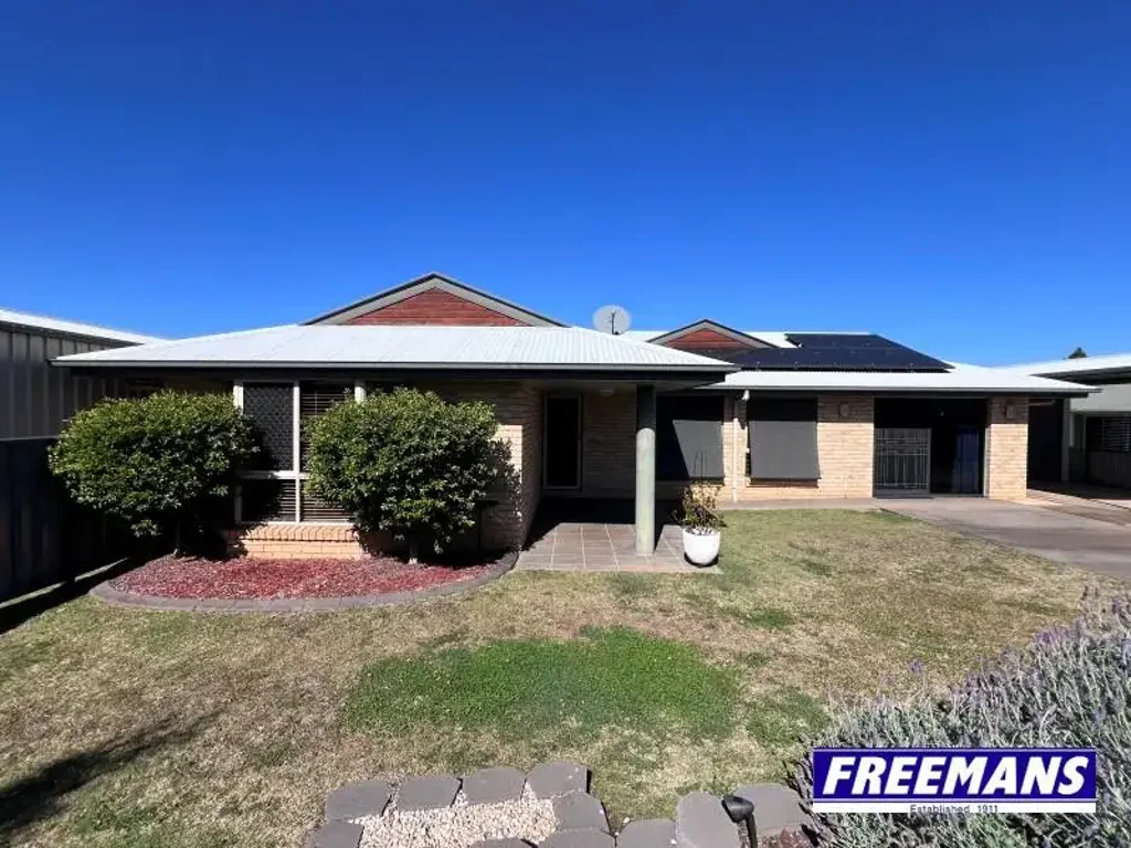 Kingaroy 4部屋 So much packed into this property