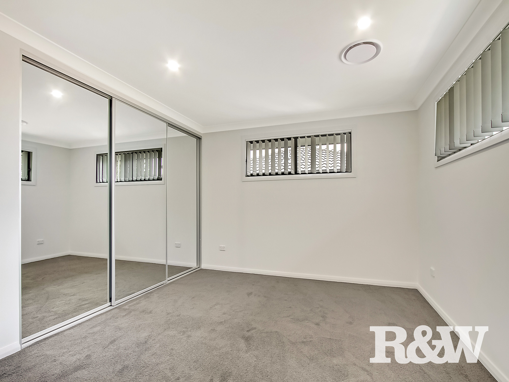 UNIT 3 170 CANBERRA ST, ST MARYS NSW 2760, 0 ห้องนอน, 0 ห้องน้ำ, Townhouse