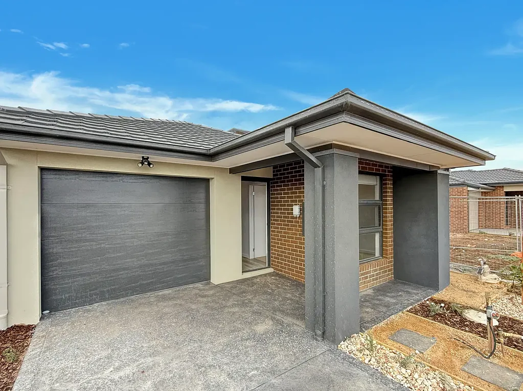 Brand New 3-Bedroom Home in the Heart of Truganina