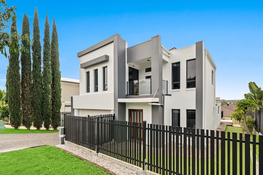 Underwood 6Phòng ngủ Generous Family Home Offering Space, Flexibility & Lifestyle