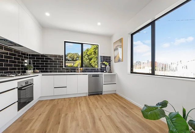 29 Harrington Road, Henderson, Waitakere City