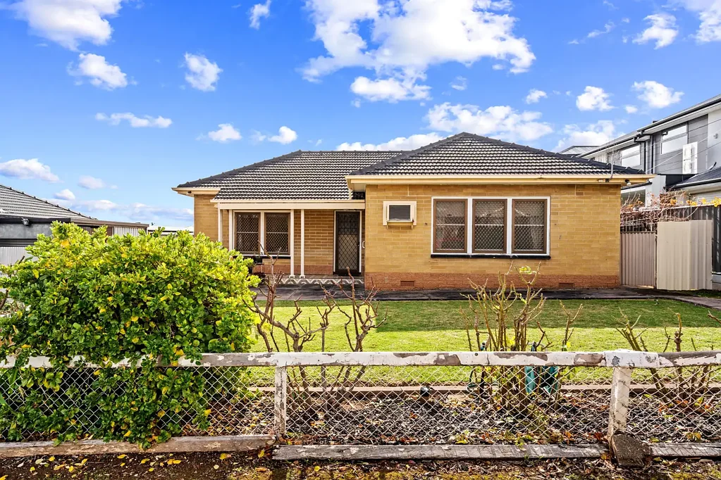 17 Oak Avenue, Tonsley, SA 5042