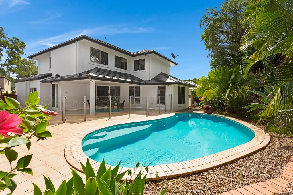 Ashmore 4 Bedroom Stylish Family Entertainer | $1,350,000+ 4 Bed | 2.5 Bath | 2 Living | Twin Garage | Pool | Prime Location