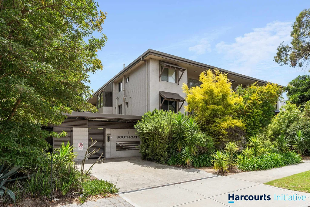 18/4 Comer Street, Como, WA 6152