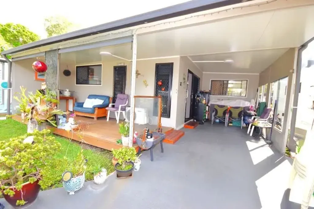 Dicky Beach 2部屋 AS NEW CABIN !!!! RIGHT ON THE BEACH!!! DICKY BEACH HOLIDAY PARK LAST CHANCE TO SECURE A HOME HERE - CALOUNDRA
