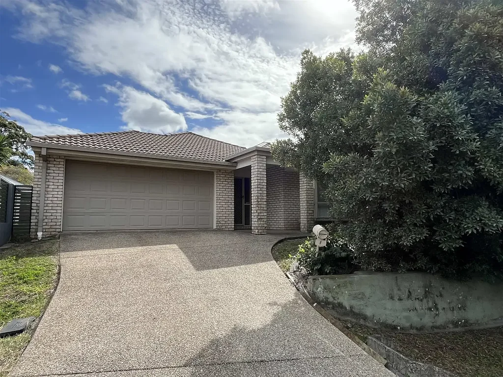 Spacious Family Home on a Corner Block in Convenient Manly West