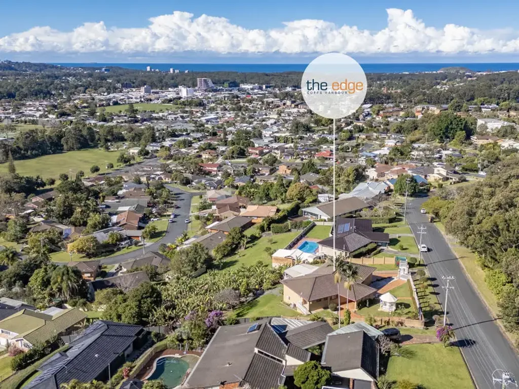 Coffs Harbour 3Kwarto Prestige Coastal Residence with Panoramic Ocean & Hinterland Views...