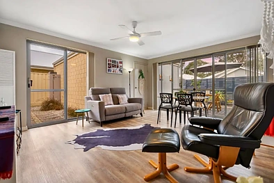 11 Encourage Loop, Dudley Park, WA 6210, 3房, 2浴, House