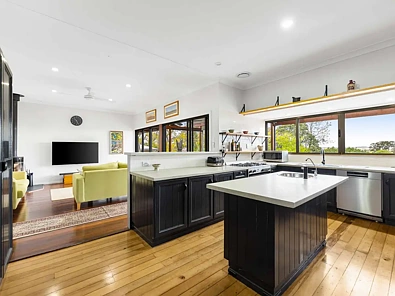 42 Jellicoe Street, Mount Lofty, QLD 4350, 4 Schlafzimmer, 2 Badezimmer, House