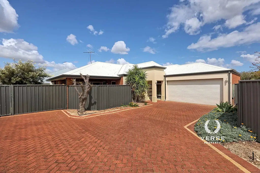 20B Walpole Street, St James, WA 6102