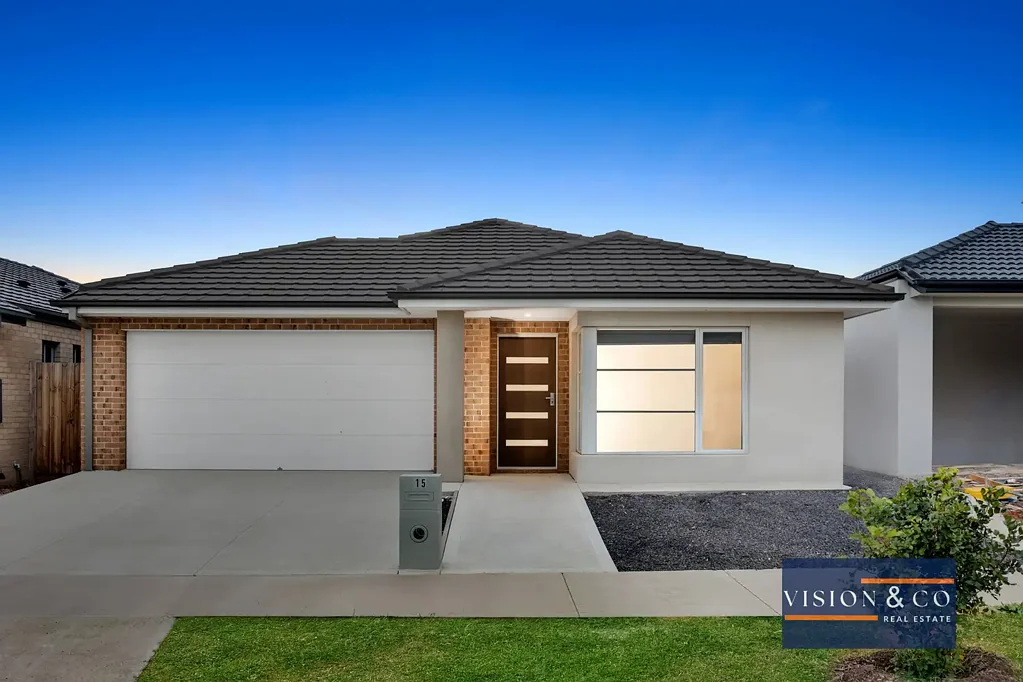 Beveridge 4房  Spacious 4-Bedroom Home with Dual Living & Alfresco - Low-Maintenance Home