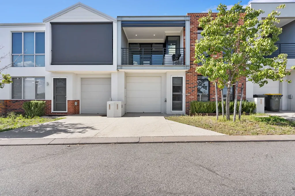 16 Fruin Loop, Ellenbrook, WA 6069
