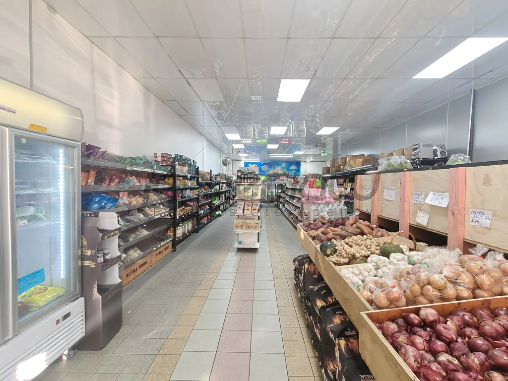 Point Chevalier High Exposure Roadfront Retail + Cold Room