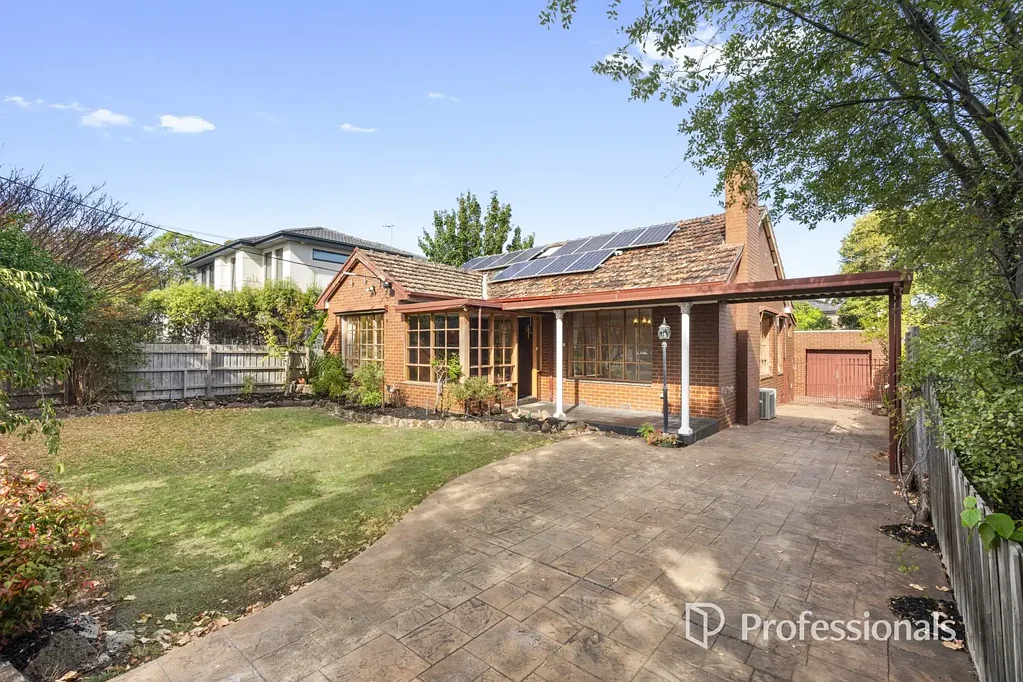 Spacious Family Living with Multiple Living Areas