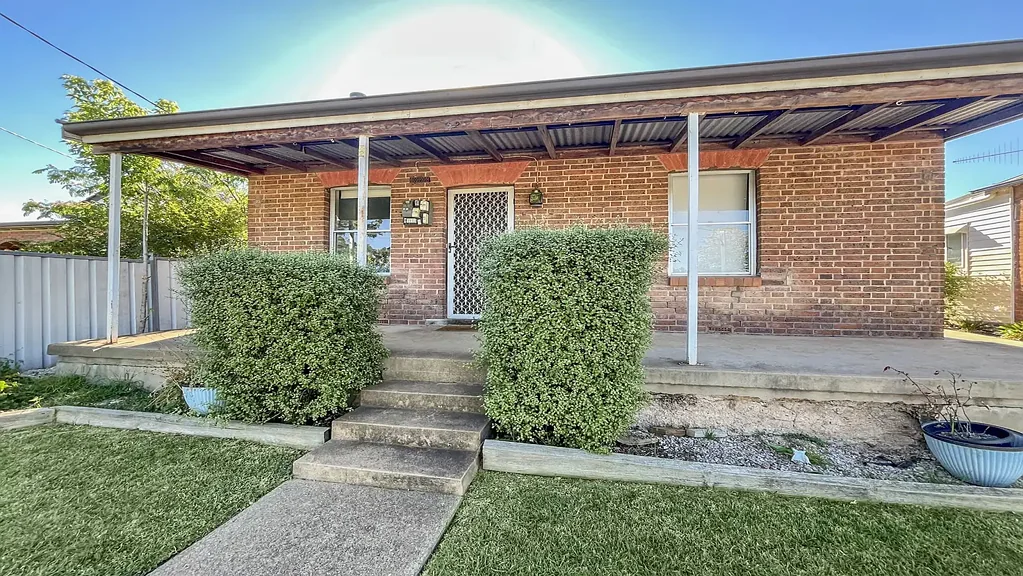 Character & Convenience on CBD Doorstep
