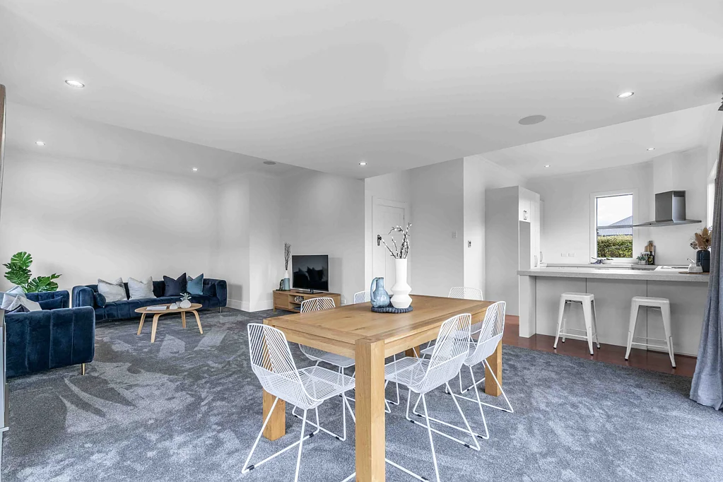Comfortable Modern Living!