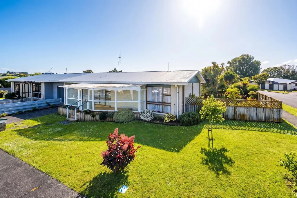 Feilding 2房  Unbeatable Value, Healthy Homes Compliant!